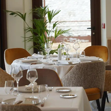 فندق La Borie D'helipse Tournemire (Cantal)